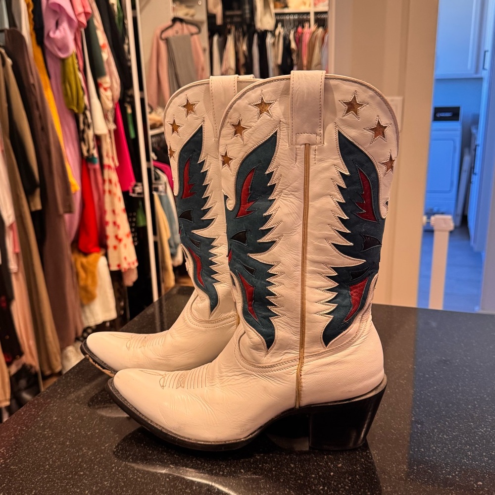 White cowboy boots size 10
